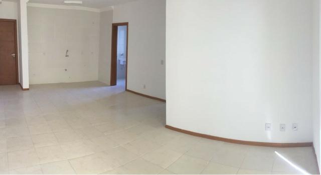 Apartamento - 2 dormitórios (1 suite) - 69m² priv. - Floresta - Foto 9