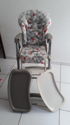 Cadeira de alimentação