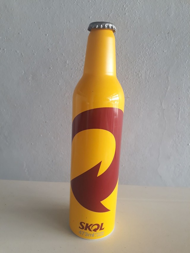 Garrafa Alumínio Skol .<br>Garrafa Vazia.