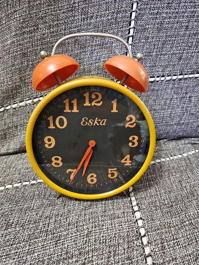 Antiguidade relogio a corda despertador antigo elka raridade promocao