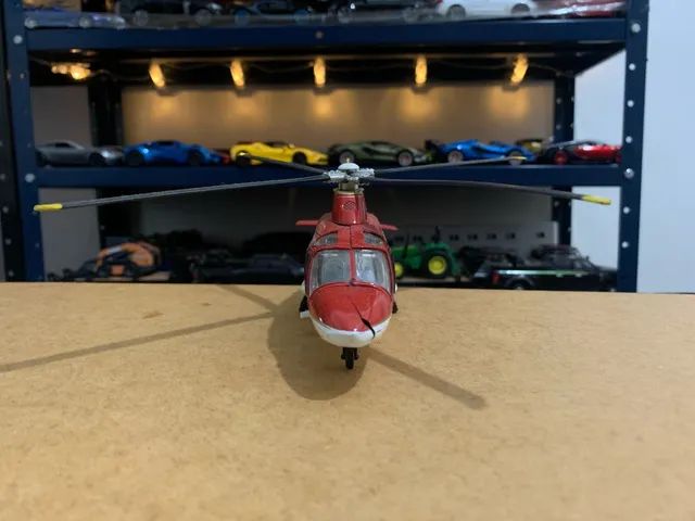 AGUSTA A09 POWER 1：43 Amazon.co.jp: Agusta A109 Power Ferrari