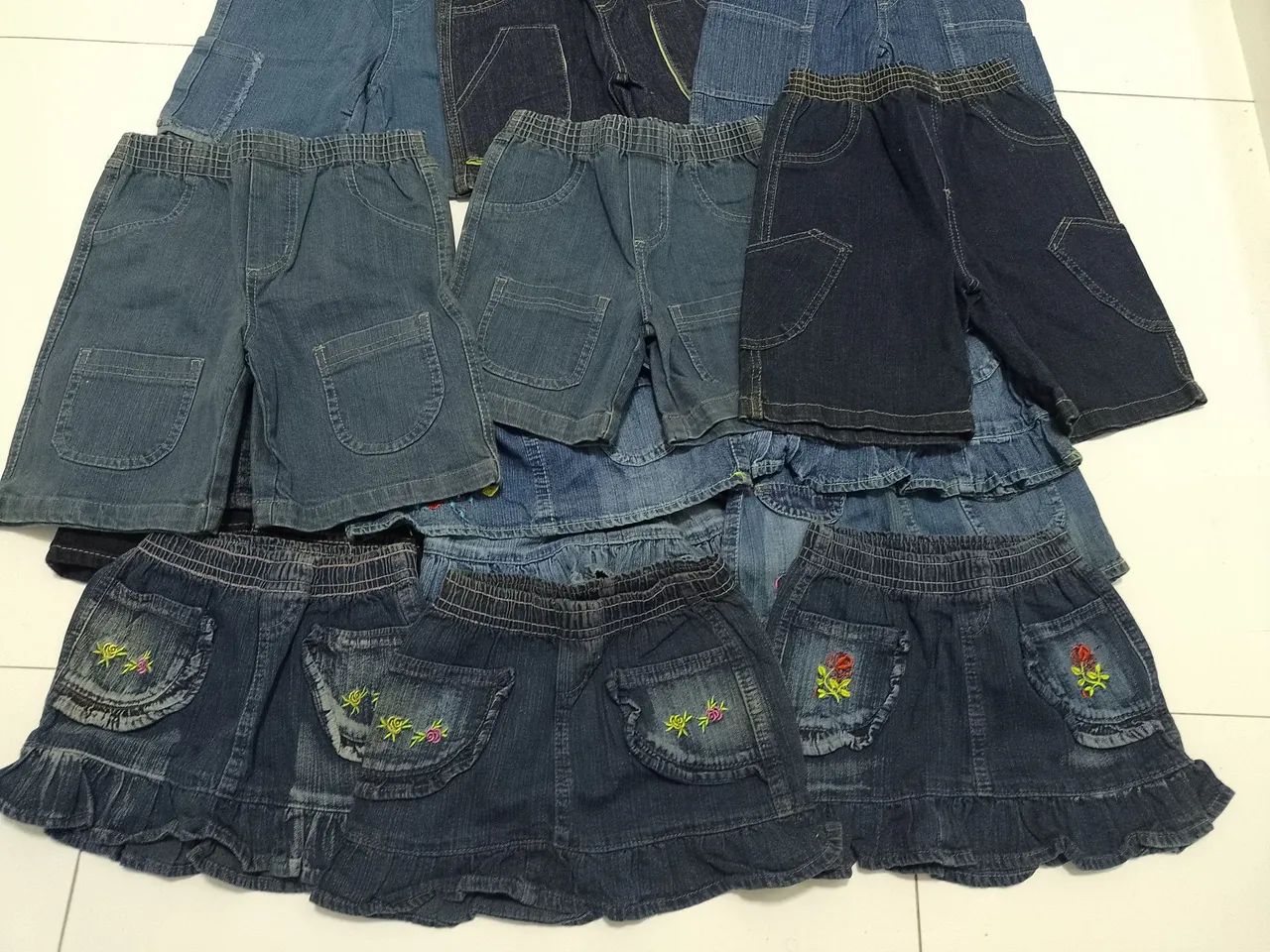 Conjunto de shorts e saias jeans para meninos e meninas - Foto 4