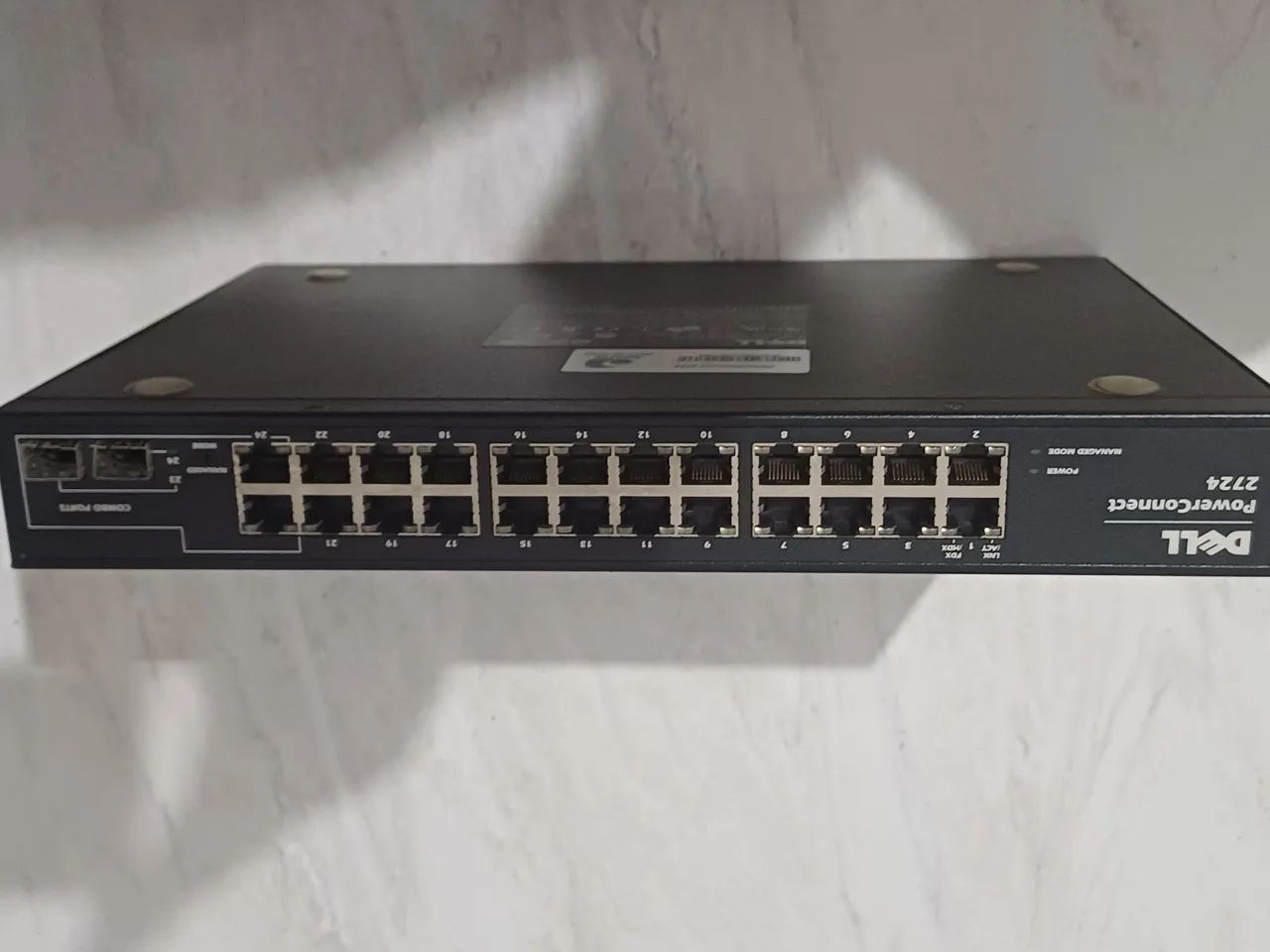 Switecheis de rede  24 portas