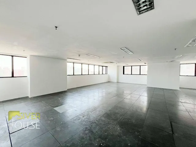Sala comercial para locação no metrô São Judas
