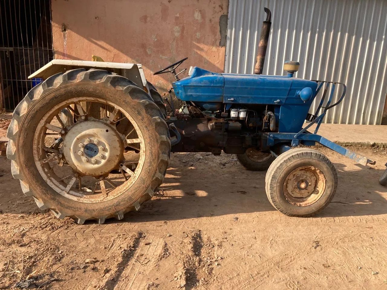 Trator Ford 4600 ano 1980