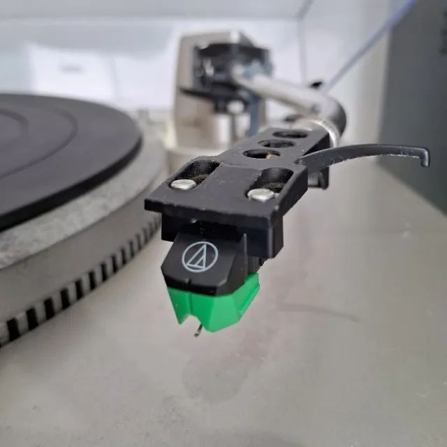 Toca discos Technics SL-Q3 - Quartz Direct Drive Automatic Turntable System - Foto 2