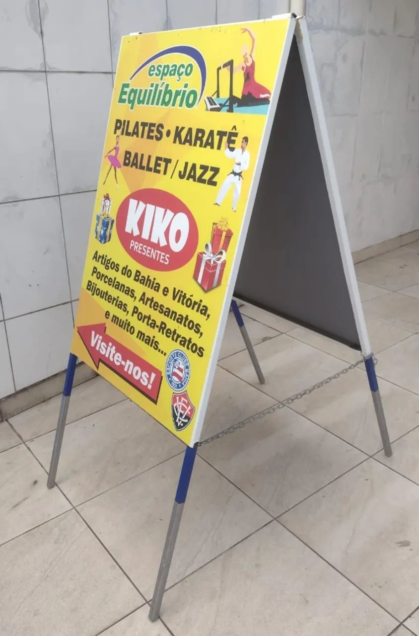 Cavalete para Lona de Divulgação e Publicidade, dupla face