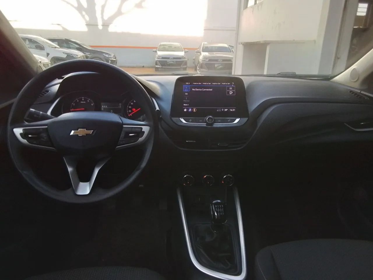 Chevrolet Onix Plus LT 1.0 12V Flex Mec. 4P 2024 - Foto 9
