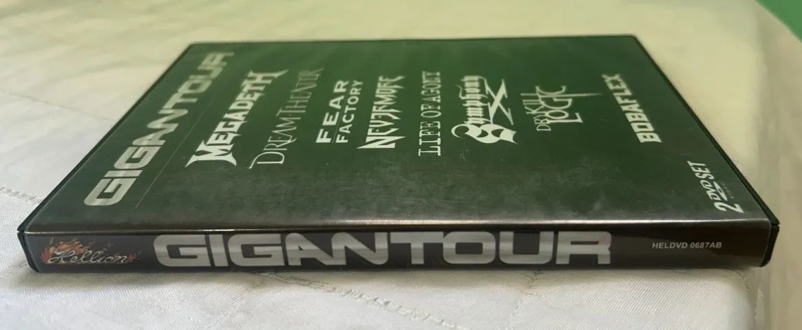 DVD GIGANTOUR  - Foto 3