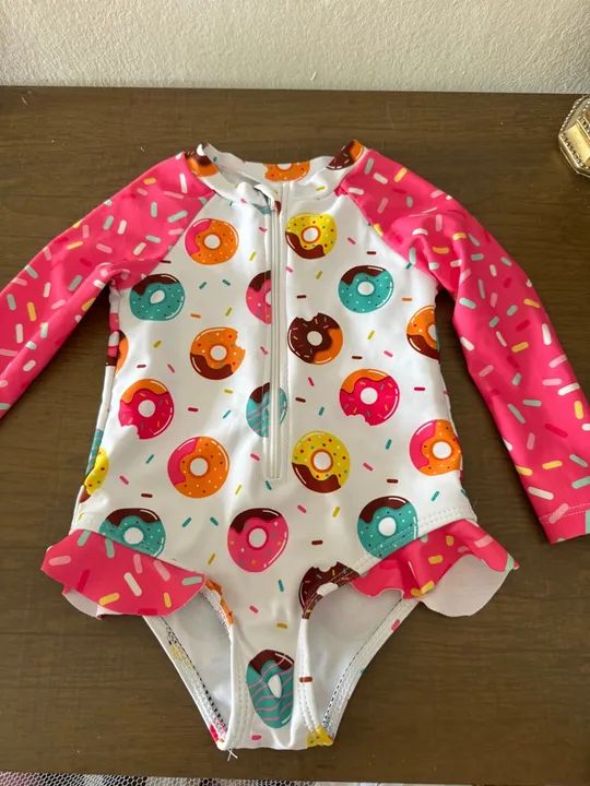 Macacão de Banho Infantil Donuts
