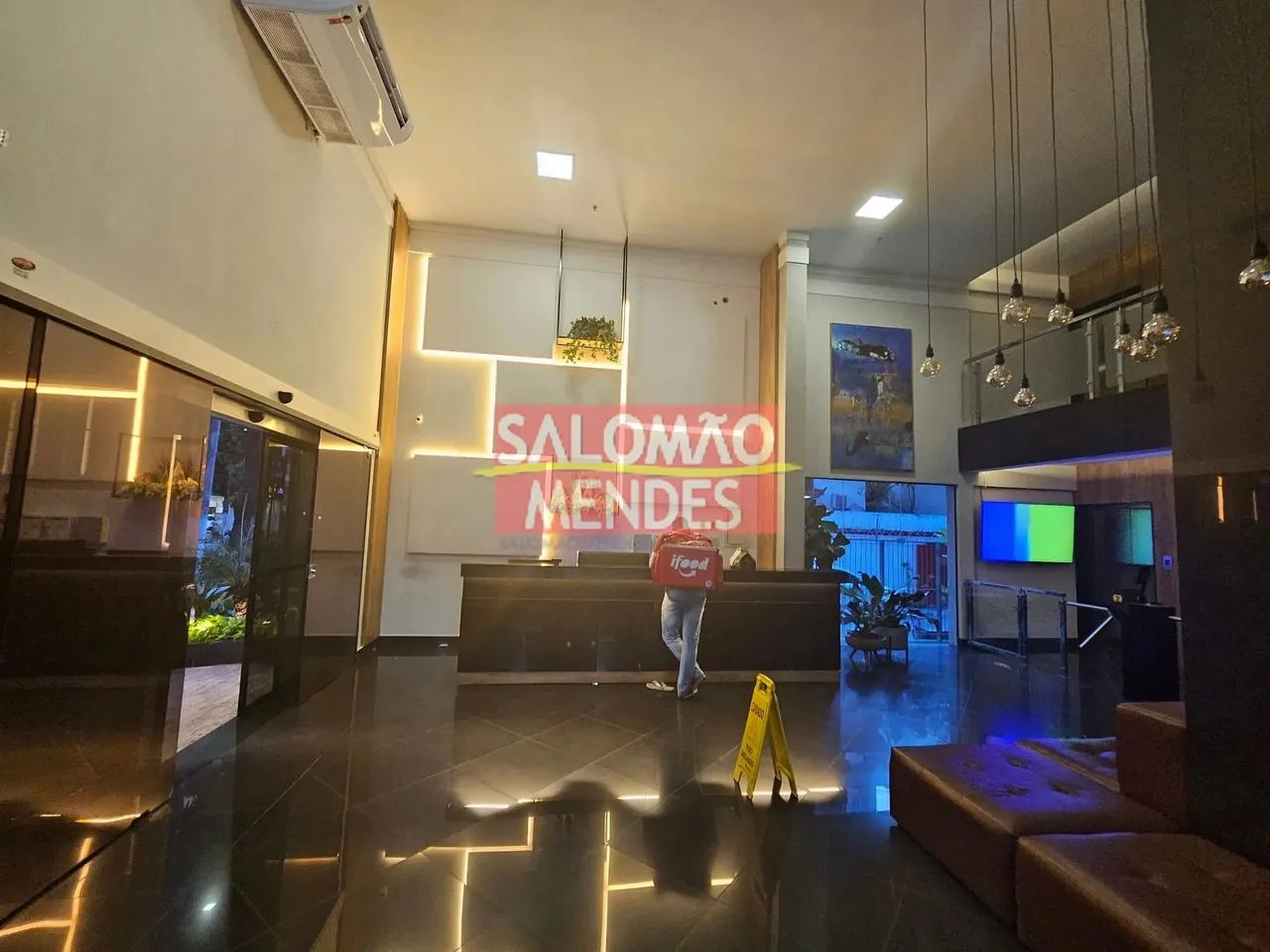 Loja Térrea em hall de Edifício Comercial Novo na José Malcher. Restaurantes, Óticas, Banc - Foto 5
