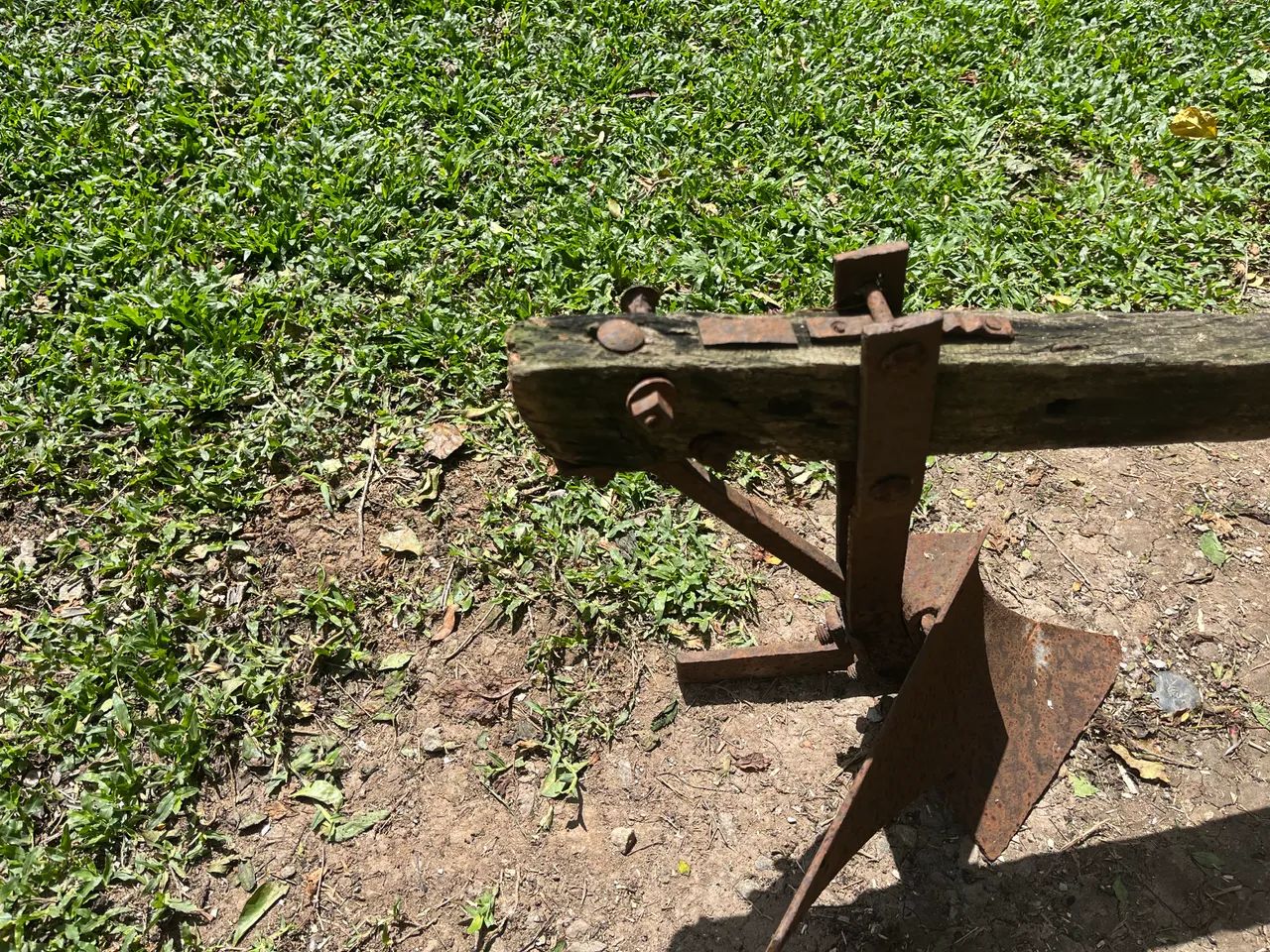 arado de aiveca antigo, - Foto 5