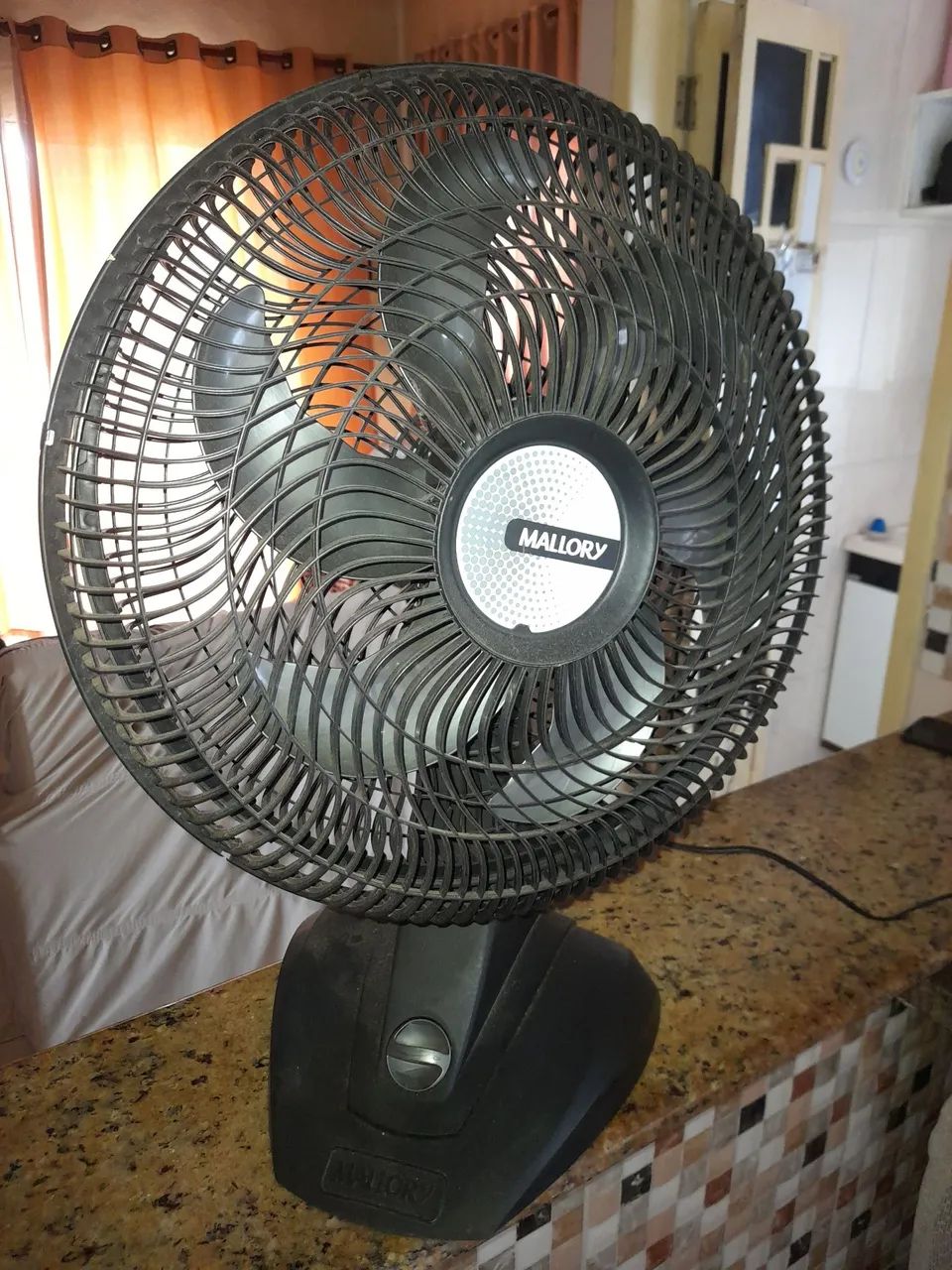 Ventilador de Mesa Mallory - Foto 2
