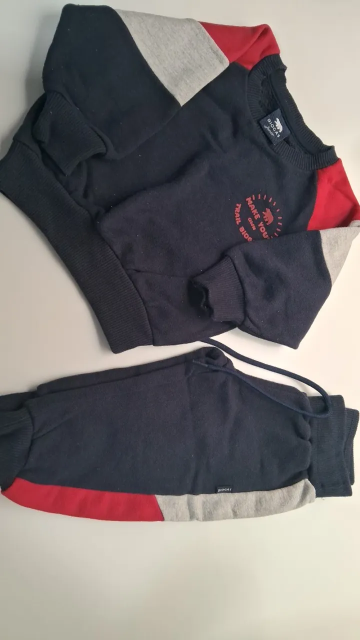 Conjunto moletom infantil menino novíssimo
