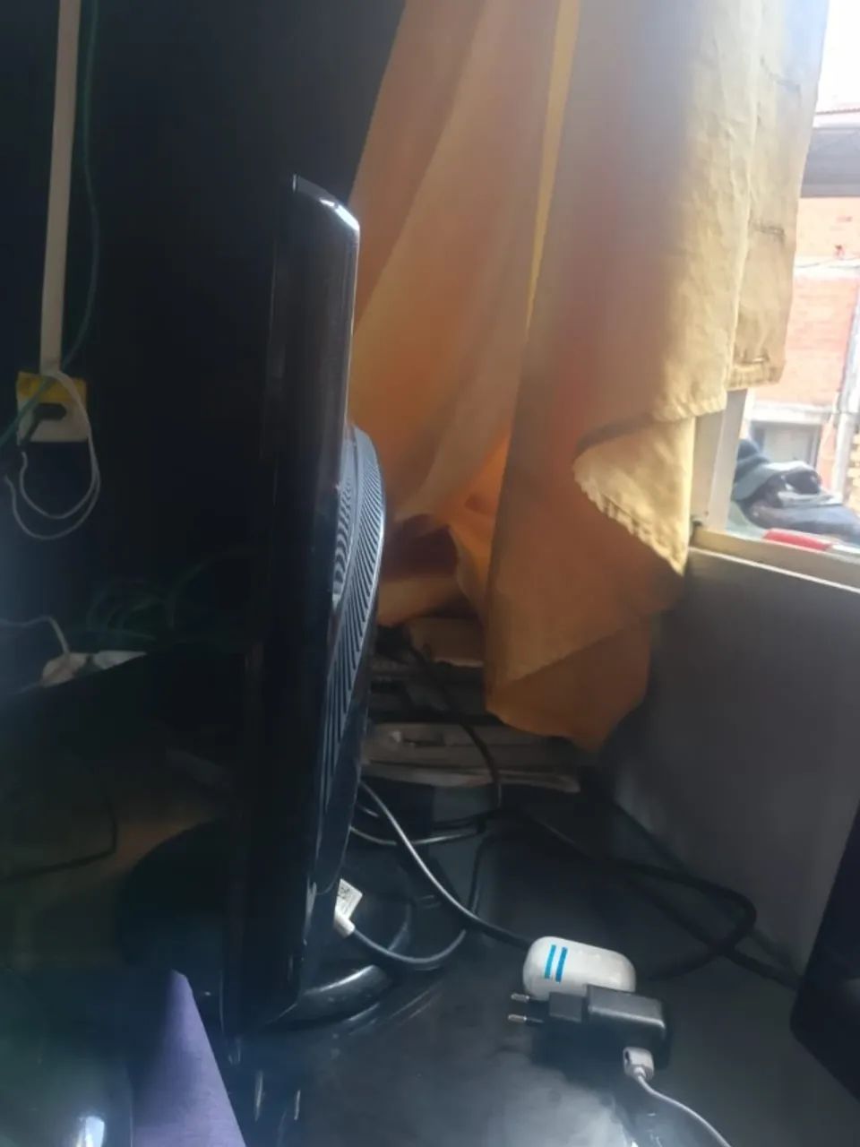 Monitor 20 LG w2053tq - Foto 3