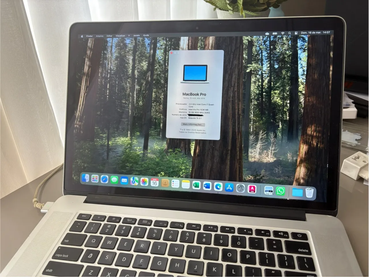 MacBook Pro (Retina, 15 polegadas, meados de 2014