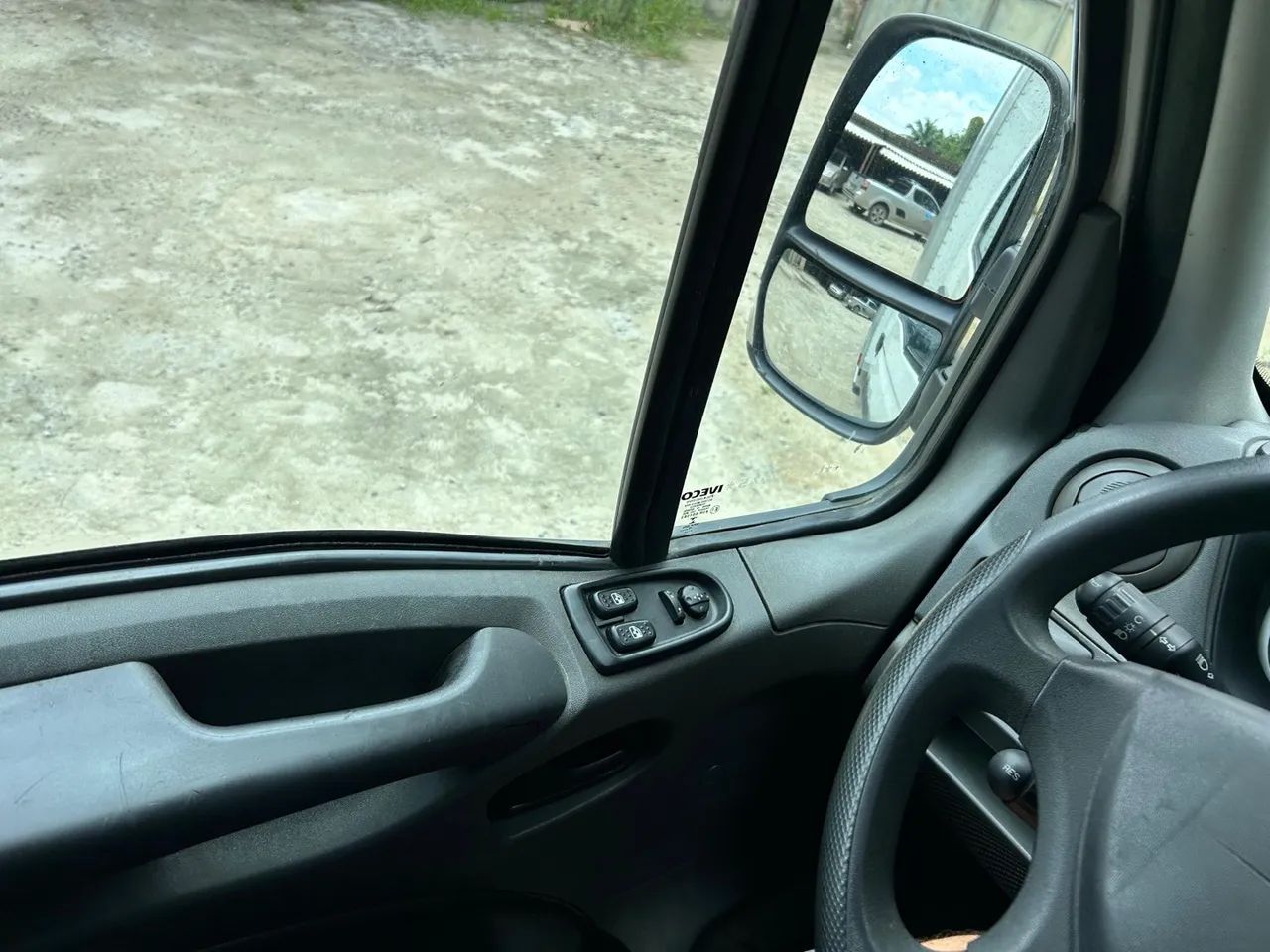 Caminhão Iveco - Ótimo estado - Foto 4