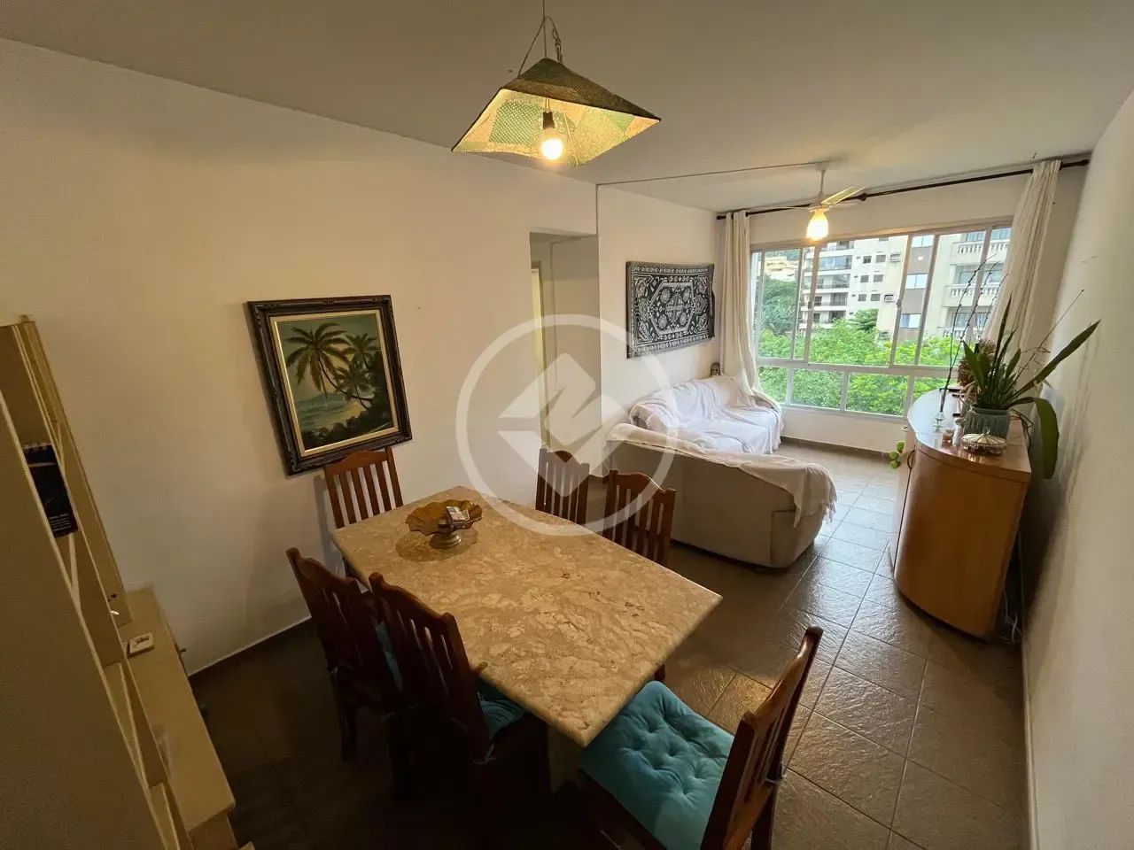 Locação de apartamento mobiliado com 3 quartos, sala ampla, para dois ambientes, 77m², a 4