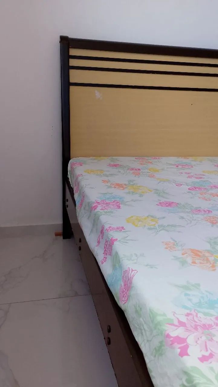 Vendo cama de casal. - Foto 2