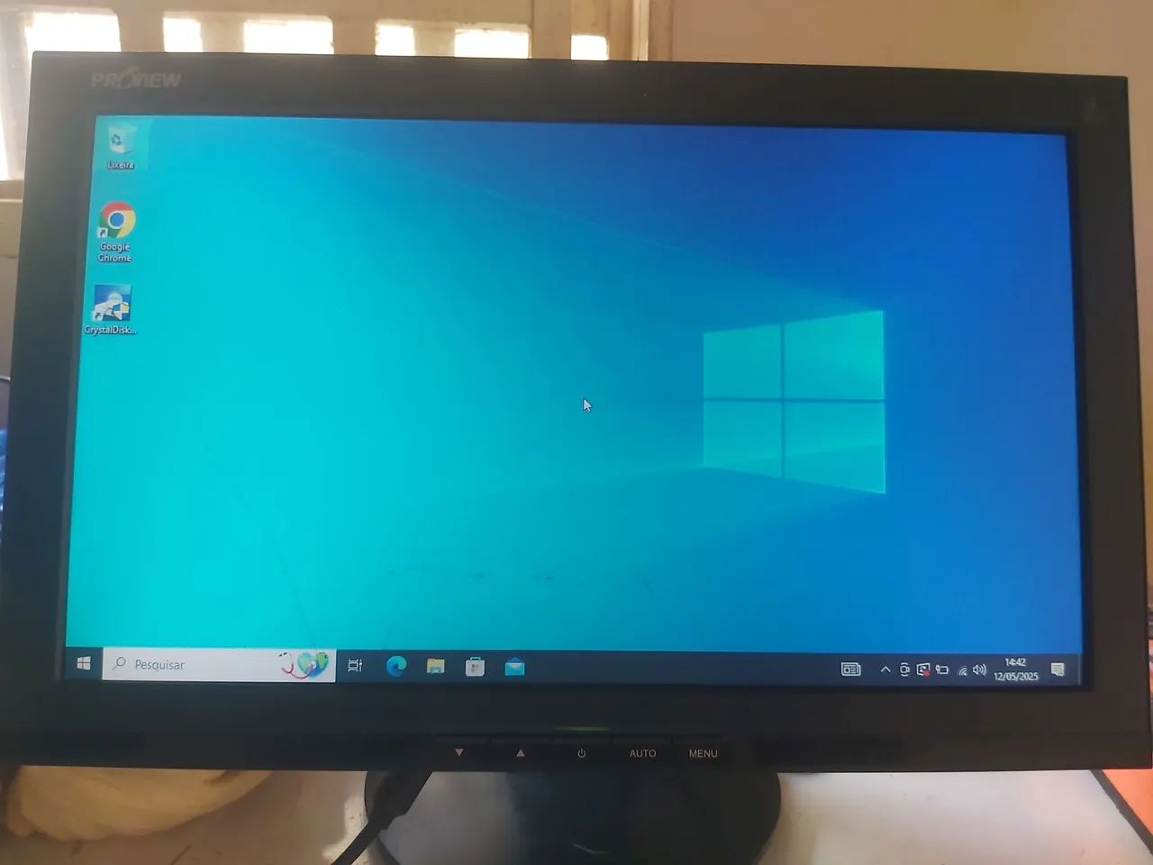 Monitor LCD 17 polegadas