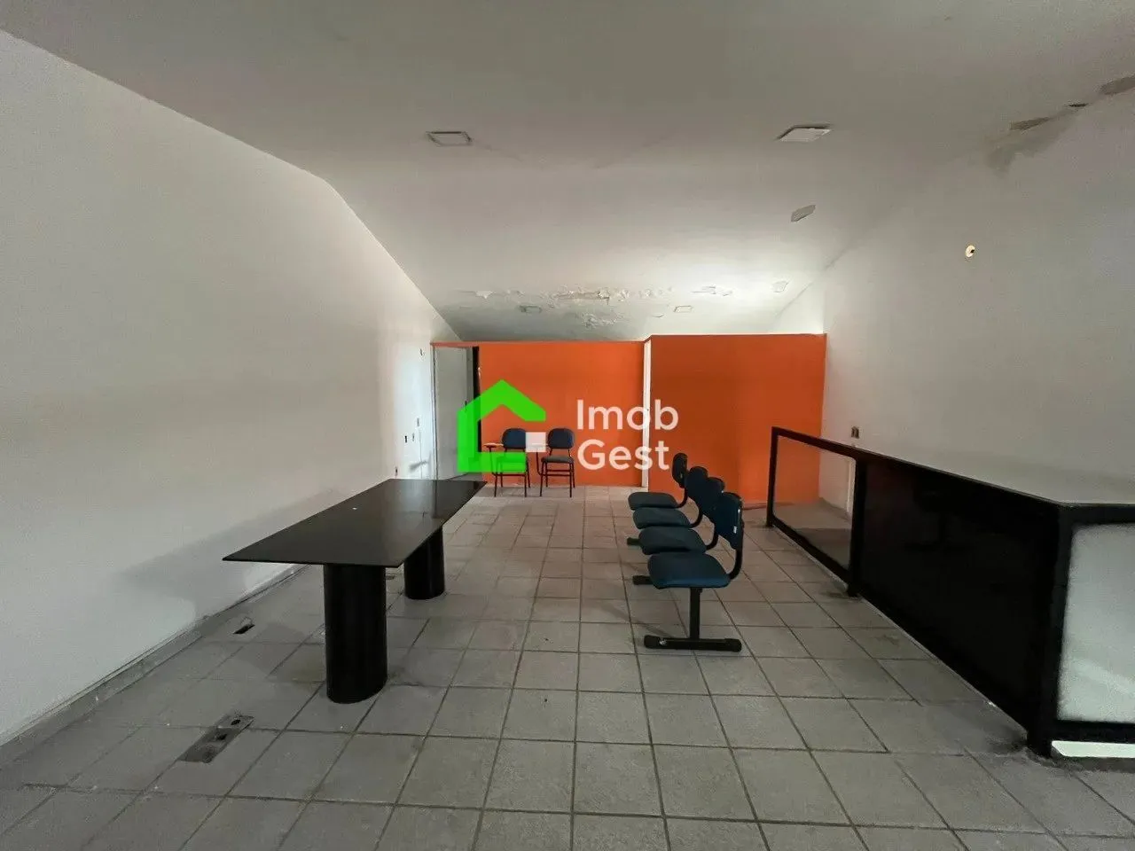 Sala para locação na Capitão - Mor Gouveia