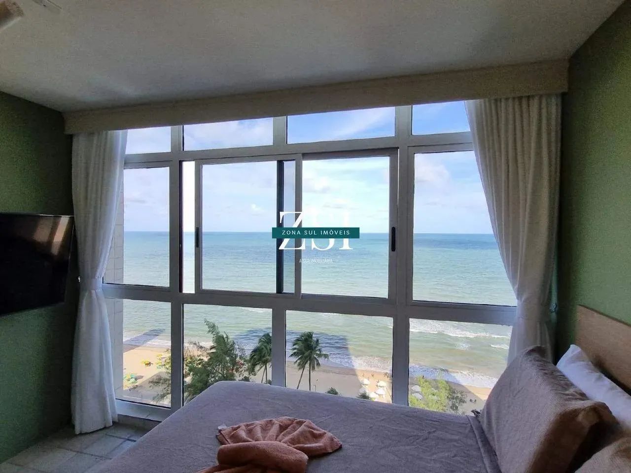 Flat à Venda na Nova Beira-Mar de Piedade com serviços de hotel  Mobiliado e com Vista Mar