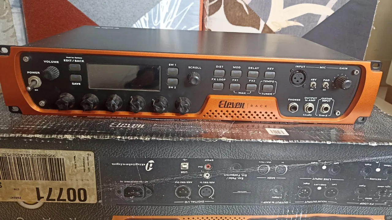 Eleven Rack - Processador de Guitarra Profissional