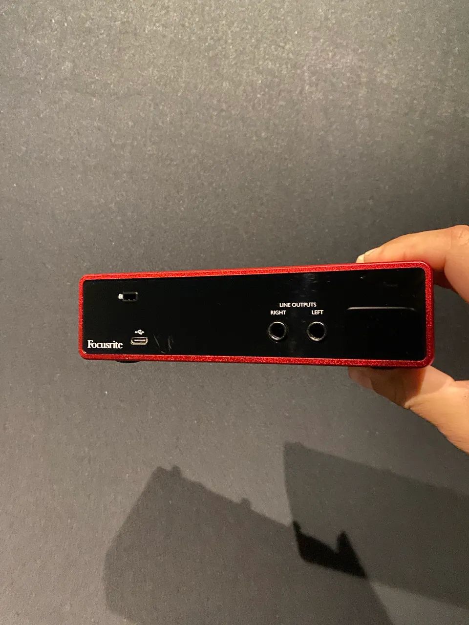 Interface de Áudio Focusrite Scarlett 2i2 3ª Geração64573374788353121