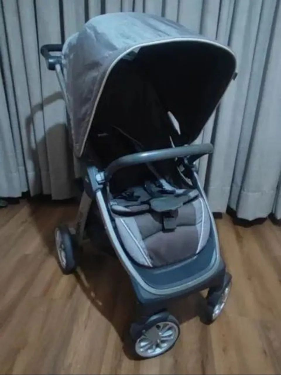 Bebê Conforto CHICCO - Linha: BRAVO<br>Modelo: Avena.<br><23kg. R$1.199,00. - Foto 4