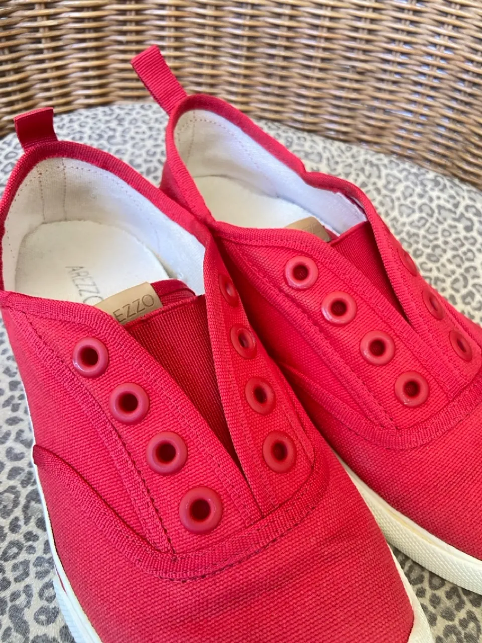 Tênis Vermelho Arezzo - Conforto e Estilo