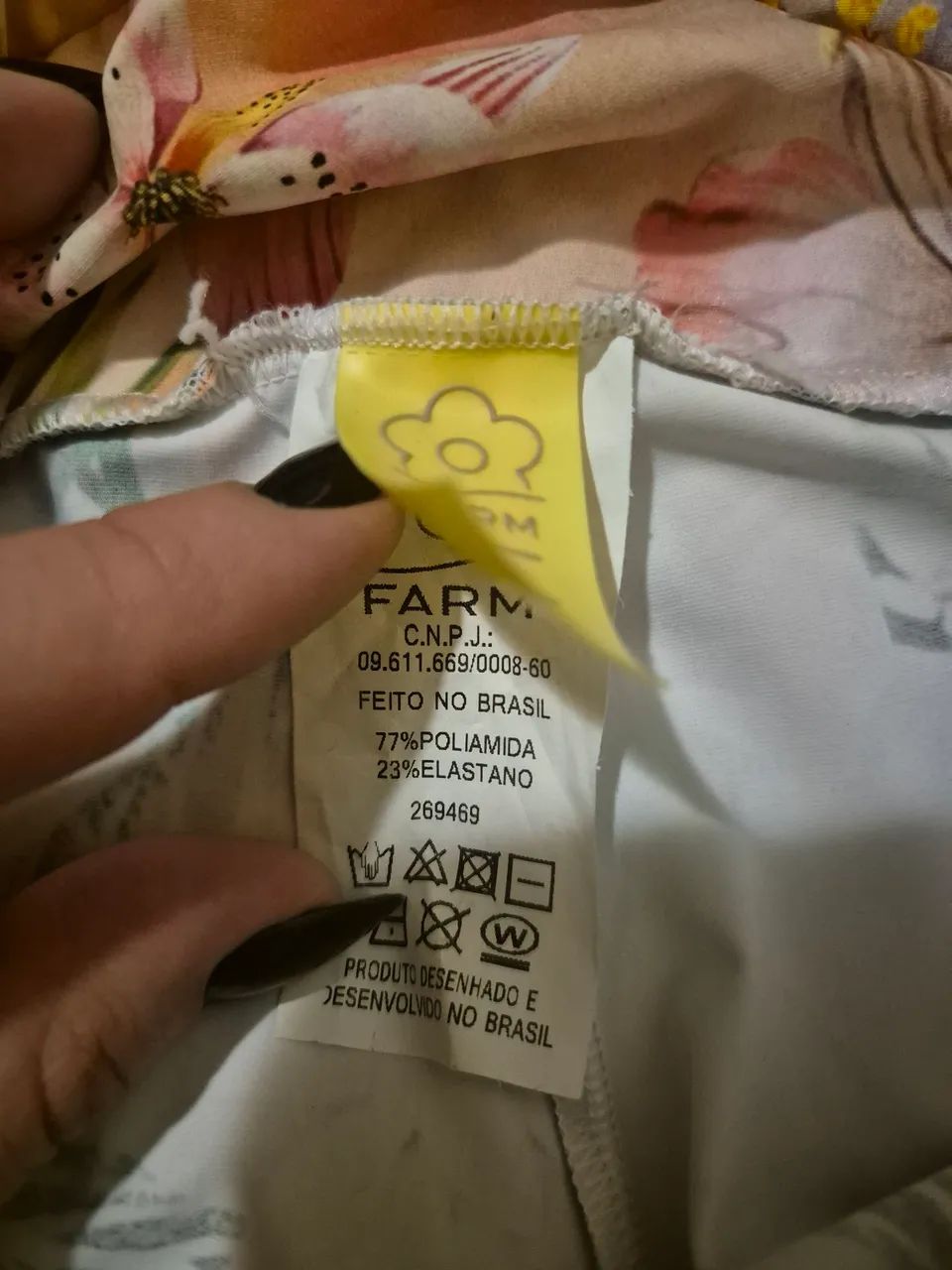 Calca Borboletas Elastano Farm  - P - Foto 4