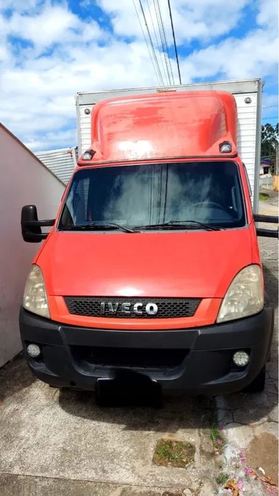 Iveco Daily 70c16 HD ano 2011