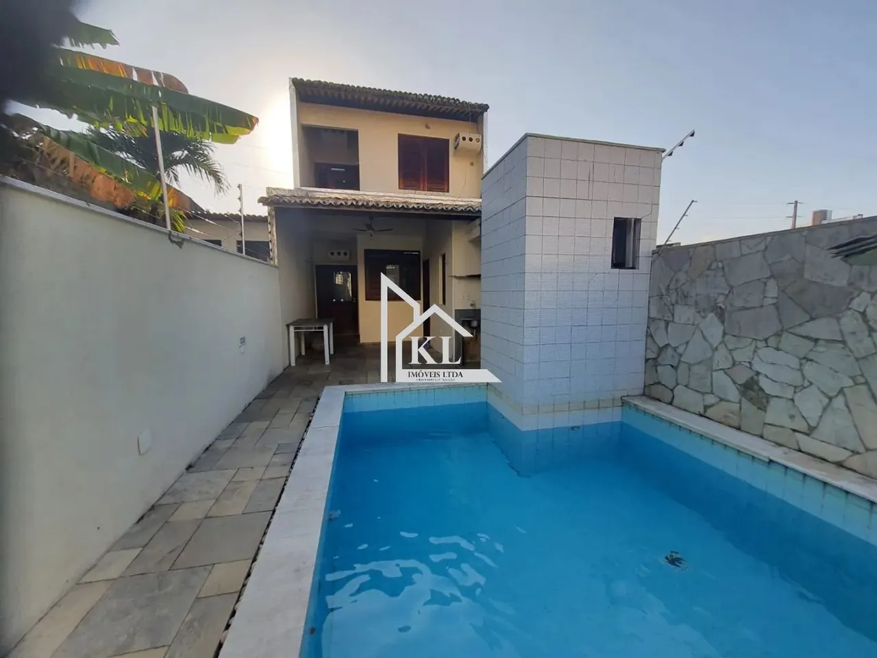Perfeita Localização - Casa - 5 quartos(4 suítes) em Lagoa Seca