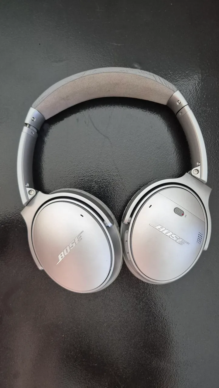 Bose QuietComfort 35 II シルバー 廃盤品 bose quietcomfort 35 ii