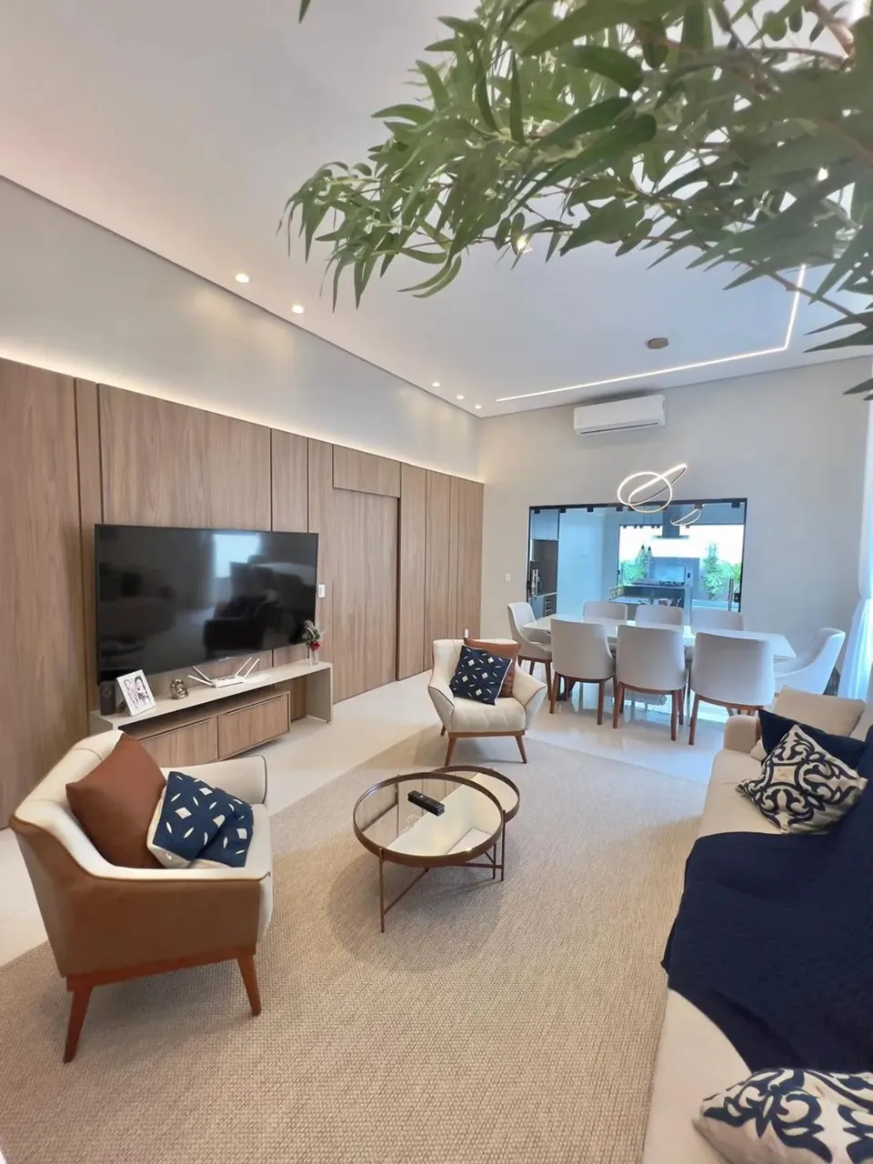 CASA SEMI MOBÍLIADA NO CONDOMÍNIO RESIDENCIAL VERANA