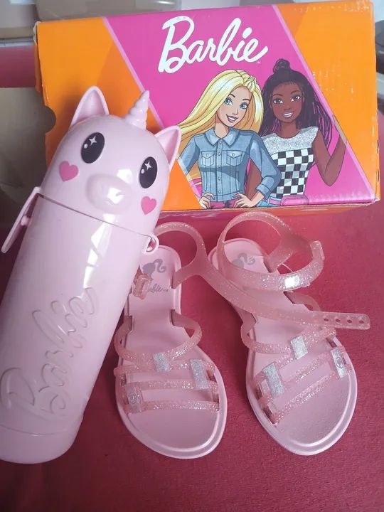 Sandália n 25 barbie com brinde