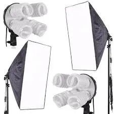 Kit Iluminação PKSB01 220v (2 Softbox+2 Tripés+8 Lâmpadas+2 Sup Soq Quádruplo+1 Bolsa) - Foto 2