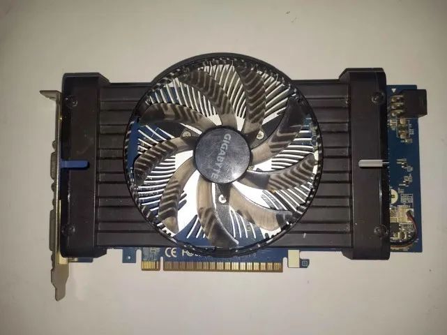 GTX 550TI PARA PEÇAS OU REPARO