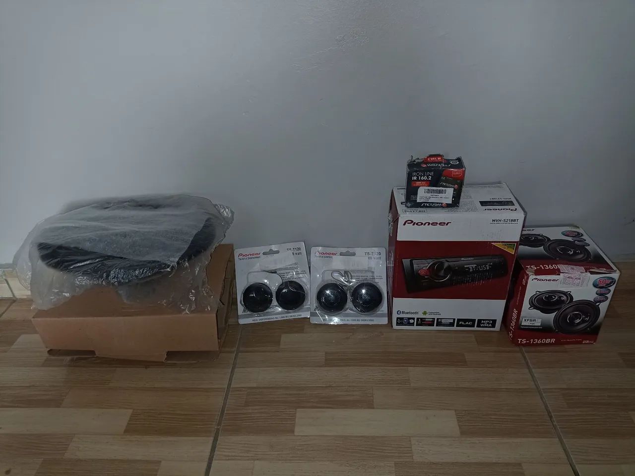 Vendo Kit Som interno Pioneer Completo 