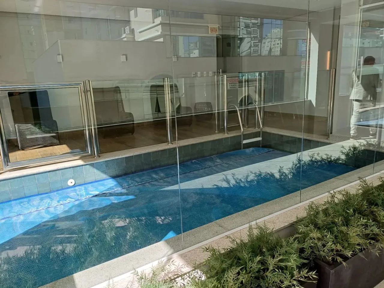 Imóvel para aluguel possui 1 metros quadrados com 3 quartos em Meia Praia - Itapema - SC