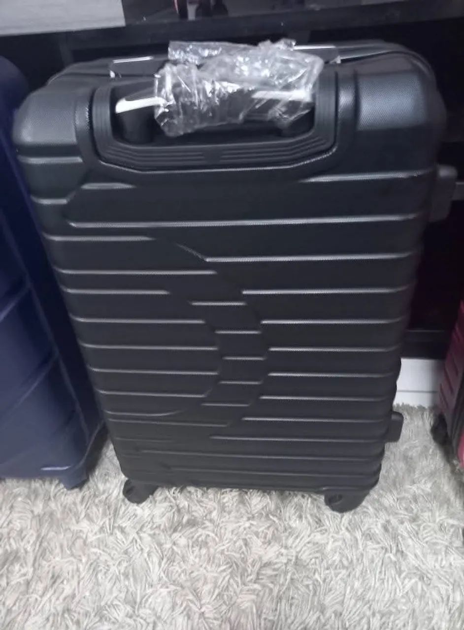 Malas de bordo de 10kg<br>Ou mala M 23 kg <br>Rodas 360 malas novas - Foto 6