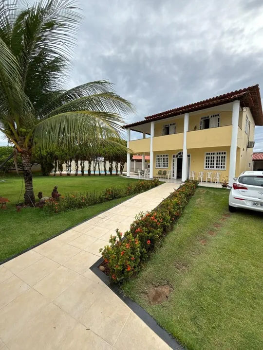 Excelente Casa 4/4, Piscina, Área verde. Próximo a praia. Av. Santos Dumont