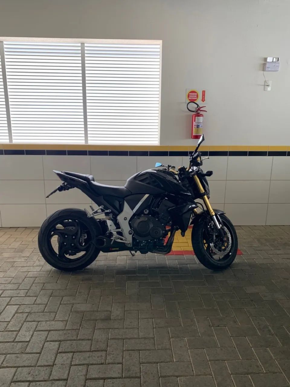 Honda CB1000R ABS 2014 Impecável  - Foto 3