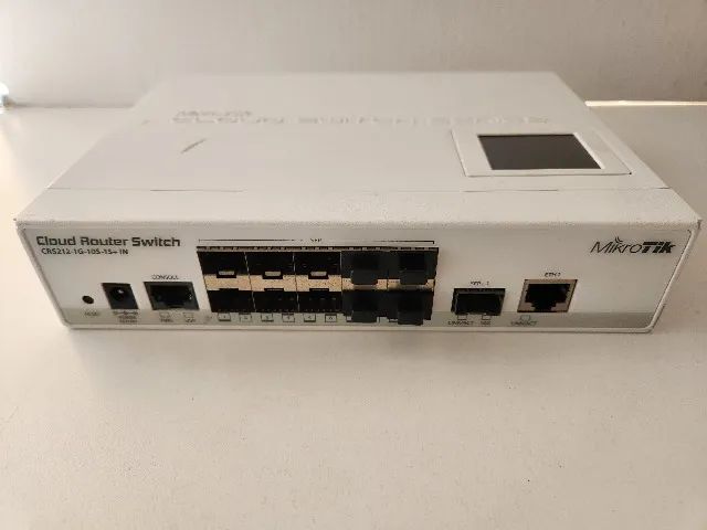 Switch Mikrotik CRS212-1G-10S-1S+IN - Foto 3