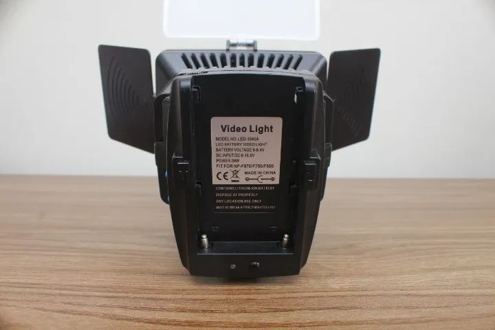 Led 1040A - Profissional (Controle Remoto) - Foto 3