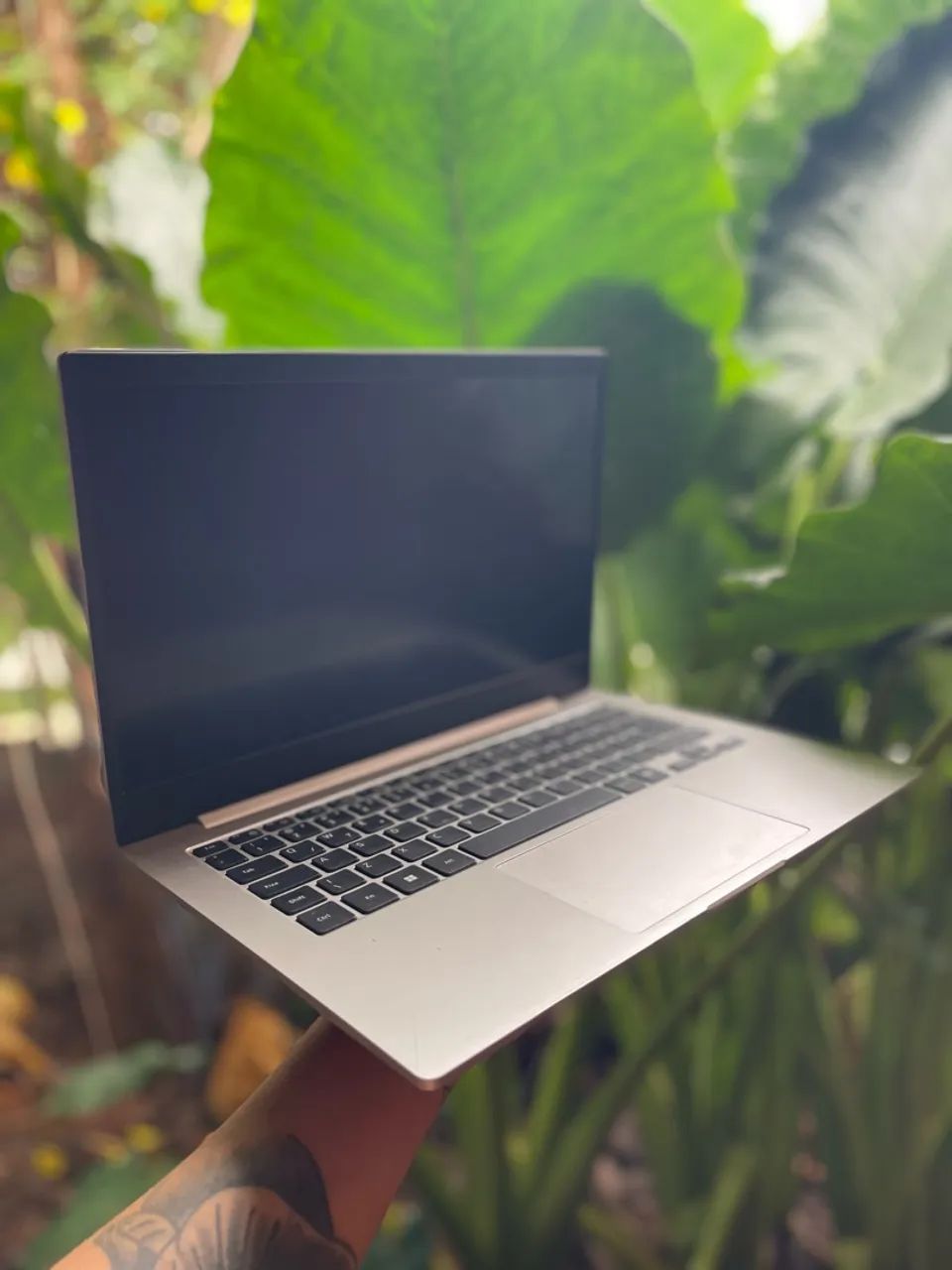 Vendo notebook Samsung Galaxy Book Go 14 - Foto 2