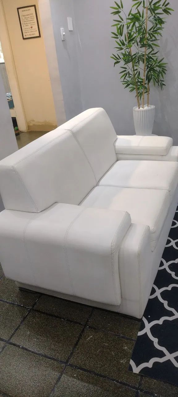 Sofá 2+3 lugares e mesa de centro  - Foto 3