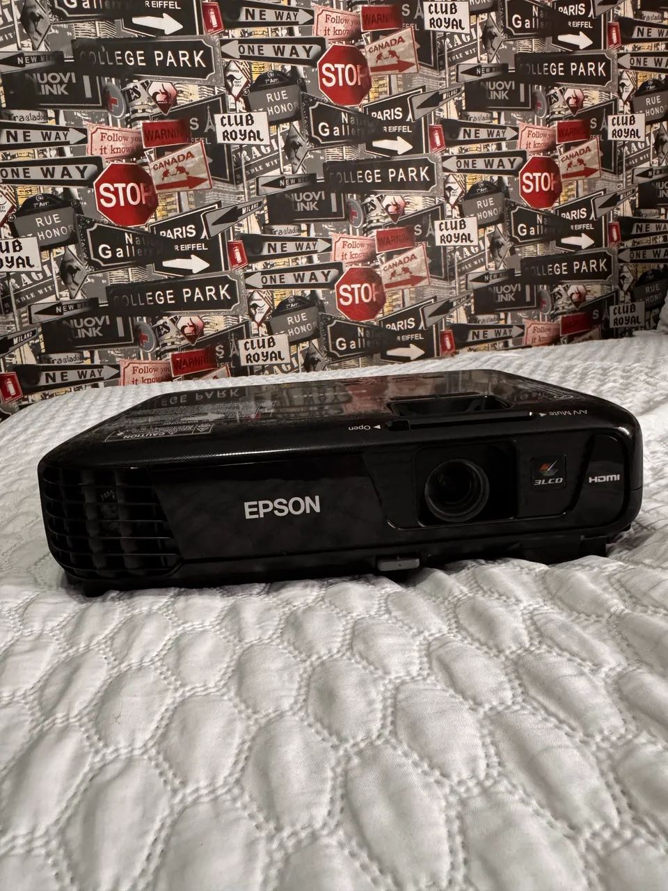 Projetor Epson PowerLite S31+ (S31 Plus)