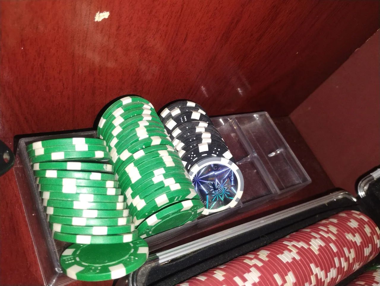 Maleta de Poker conservada completa com fichas adicionais  - Foto 3