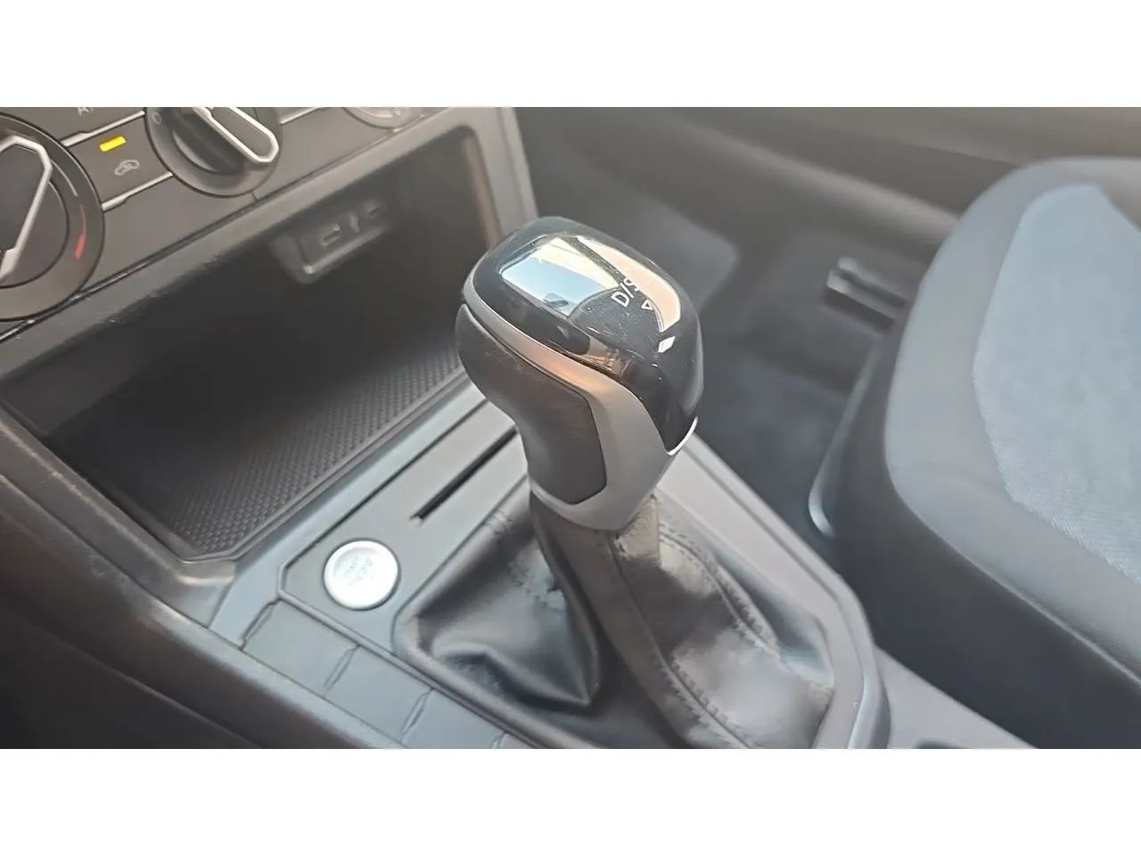 Volkswagen Polo Comfortline TSI 1.0 Flex 12V Aut., foto 10 de 13